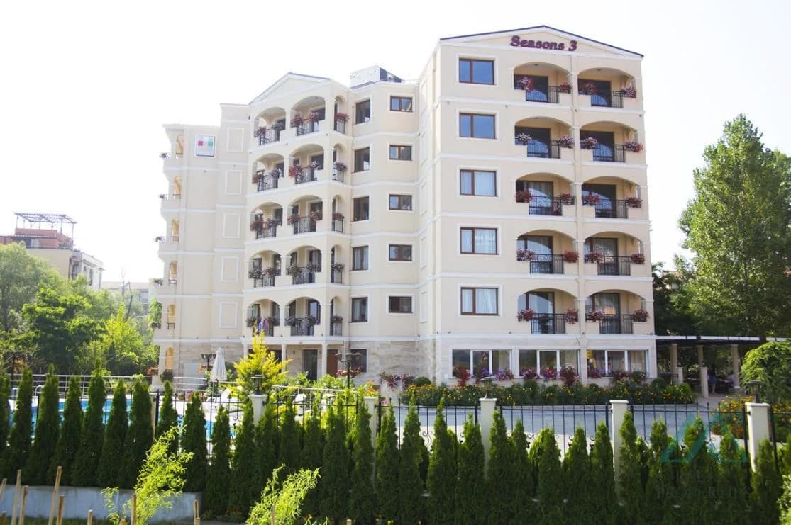 2 izbový krásny apartmán, Season komplex 3, 600m od mora, Slnečné pobrežie, Bulharsko - 1