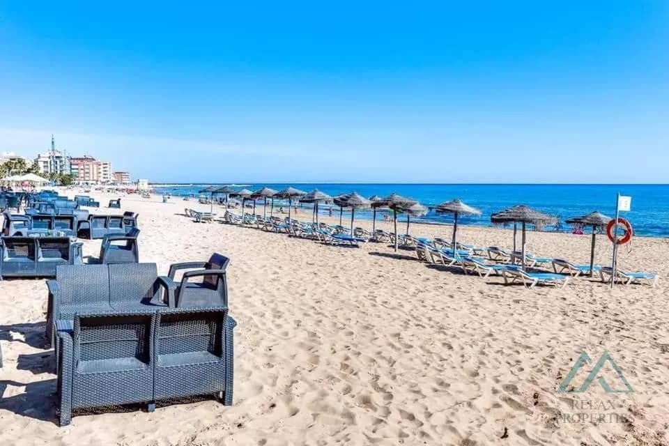 Apartmán len 300 m od pláže v top lokalite La Mata – bazén, terasa, komplex Vinamar Torrevieja, Španielsko - 1