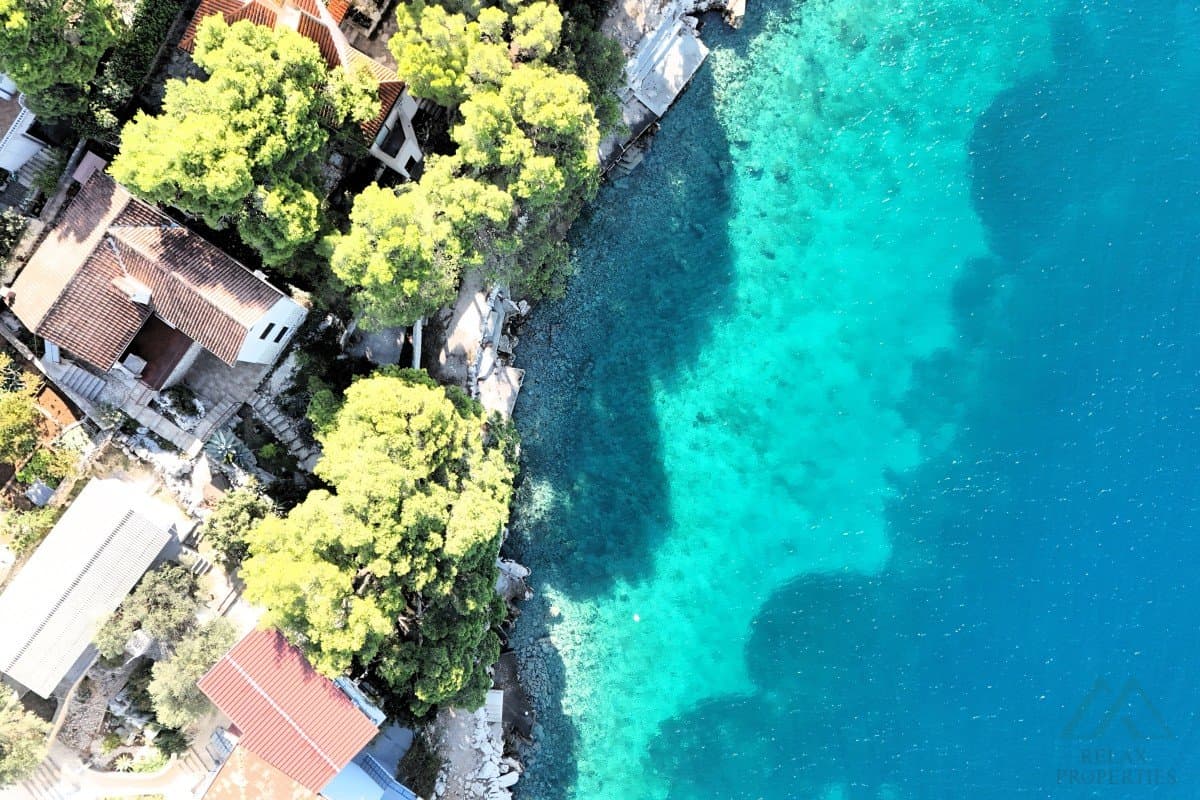 Jedinečný dom v 1. línii pri mori, Rogoznica – Dalmácia - 1