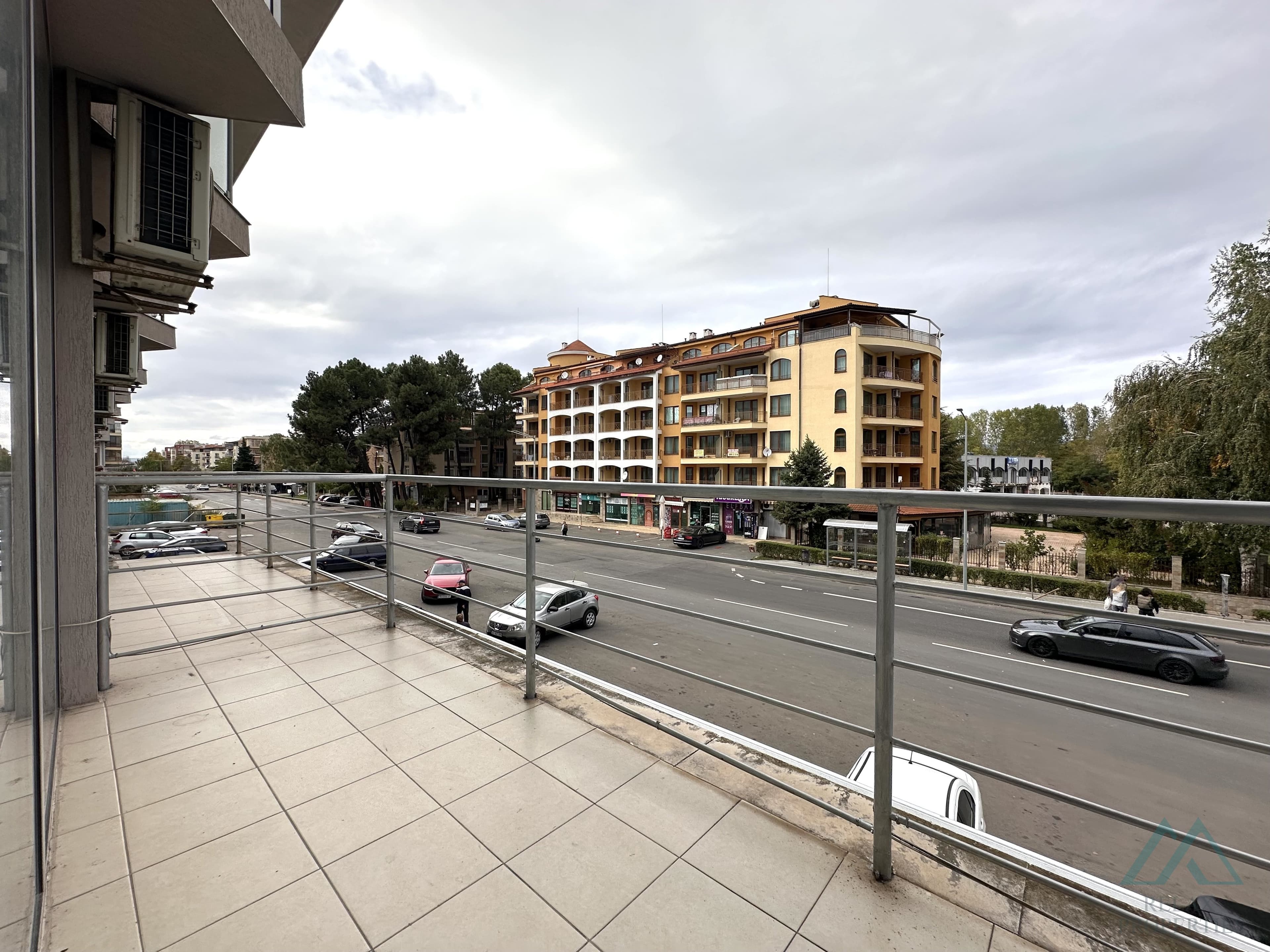 Predaj zariadeného štúdia, komplex Perla, Slnečné pobrežie, 300 m od pláže - 1