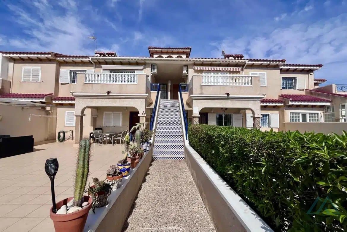 Penthouse po rekonštrukcii s výhľadom na more – Playa Flamenca, Zenia Star 1 - 2