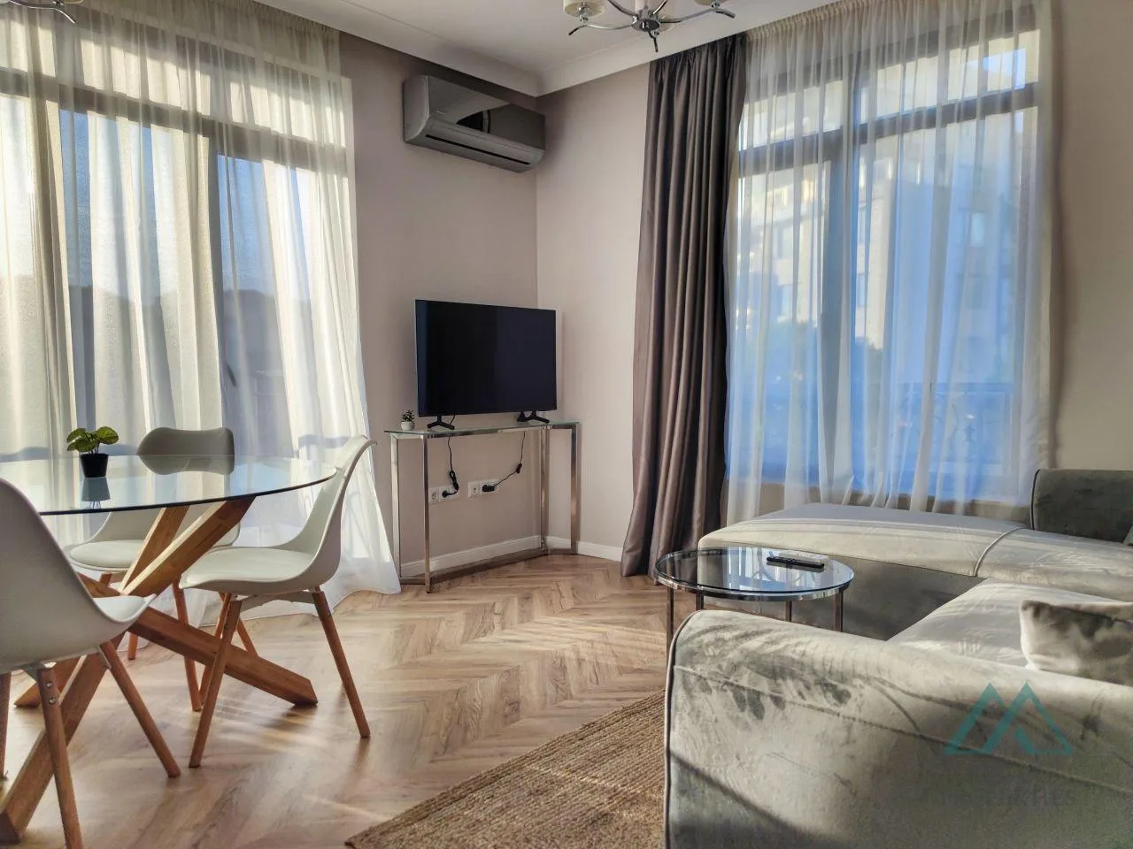 2-izbový luxusný apartmán s výhľadom na more, Romance Paris, 250m od mora, Sveti Vlas - 5