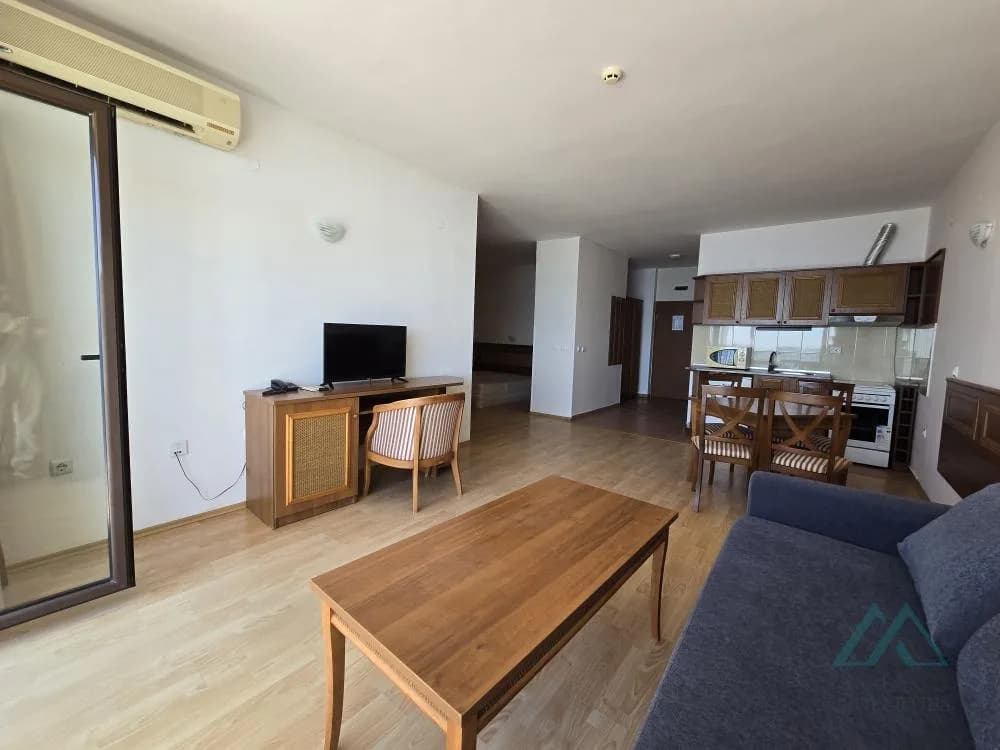 Priestranné 2-izbové apartmány s výhľadom na more, luxusný 4* komplex Tiva Del Mar, prvá línia pri mori, Sveti Vlas, Bulharsko - 1