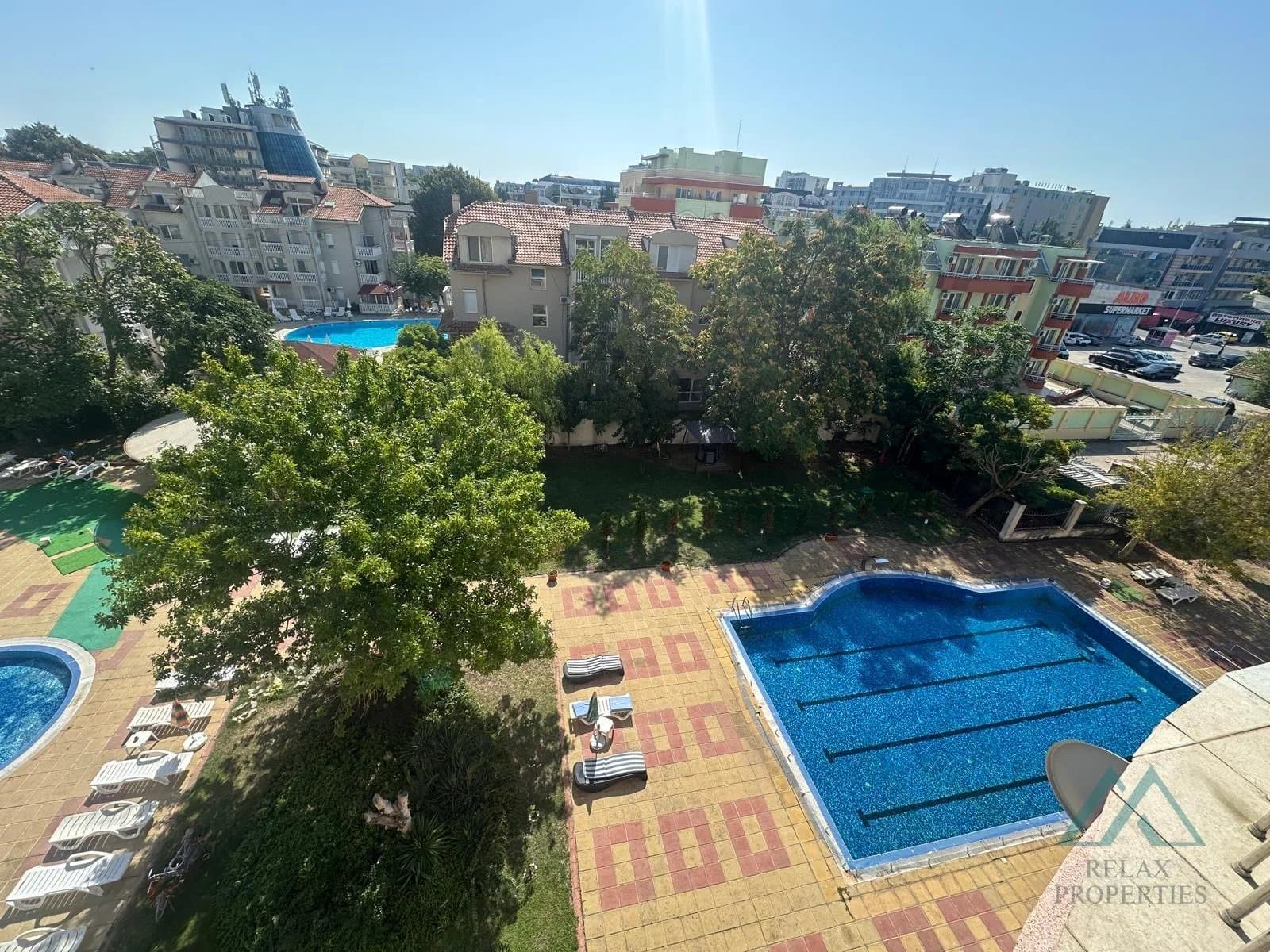 Priestranné štúdio s výhľadom na bazén, Semiramida Gardens, Slnečné pobrežie – len 400 m od mora - 3
