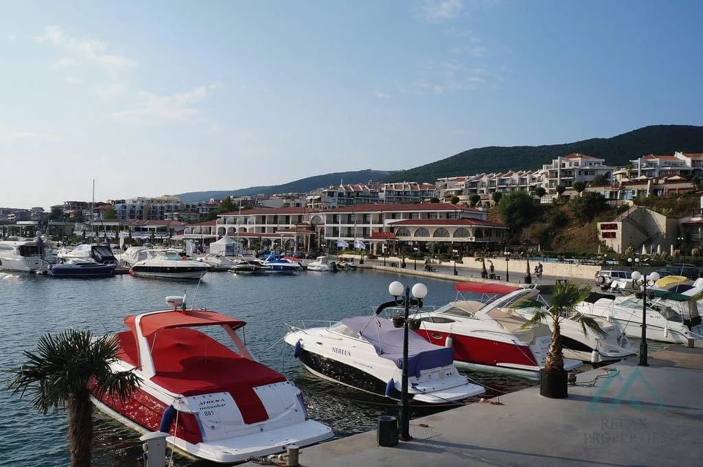 Štúdio s výhľadom na more a bazén, Panorama Bay 2, Sveti Vlas – len 100 m od mora, Bulharsko - 2