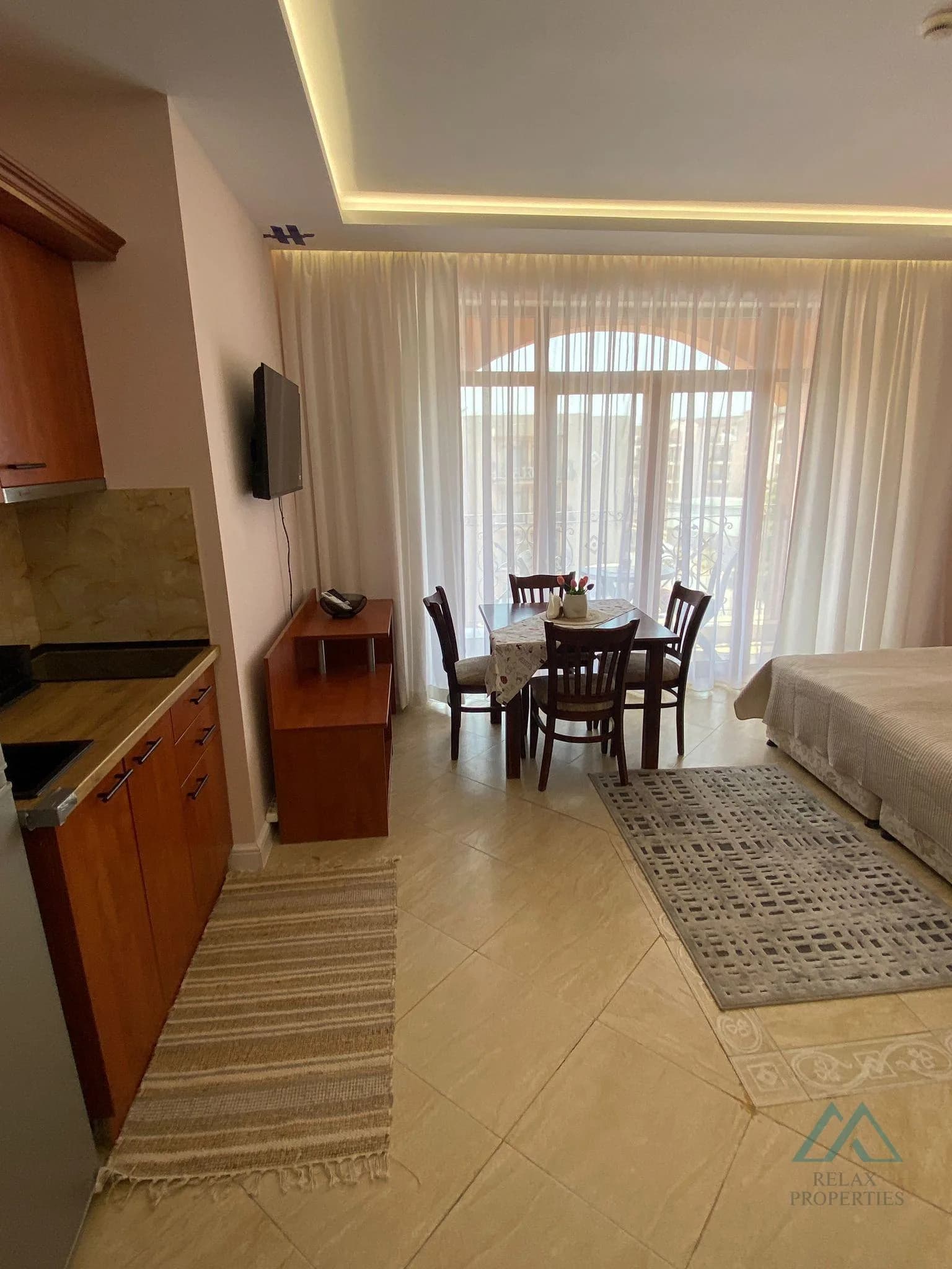 Priestranné zariadené štúdio s výhľadom na bazén v komplexe Palazzo, Slnečné pobrežie – len 200 m od mora - 5