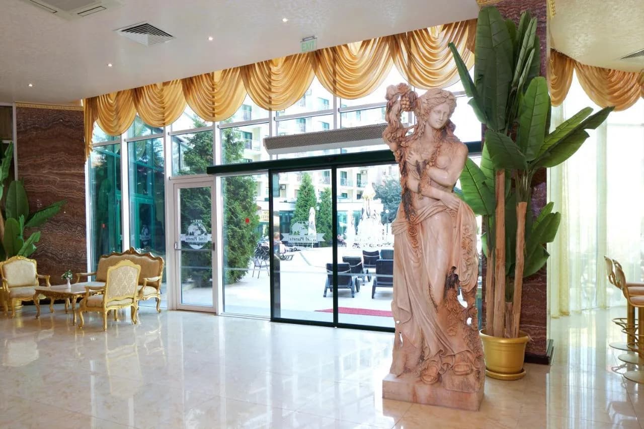 Large 2 bedroom apartment with 2 bathrooms with sea view in 4* Miramar Palace, 70m from the sea, Sunny Beach, Bulgaria - 4