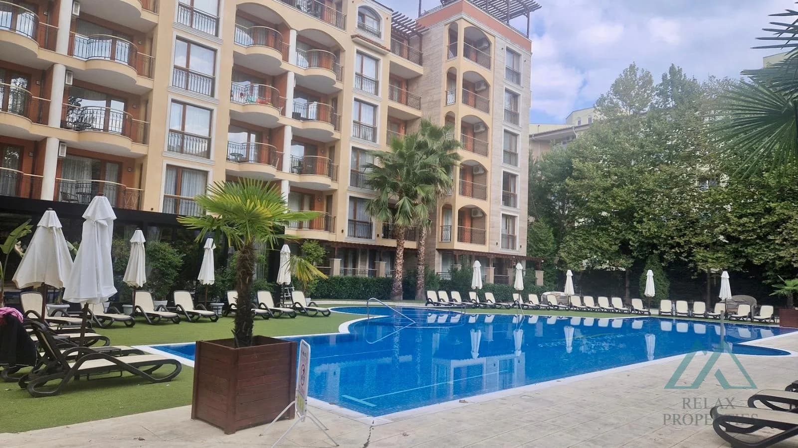 2-izbový apartmán s výhľadom na bazén, luxusný komplex Harmony Suites Jungle, 700m od mora, Slnečné pobrežie - 5