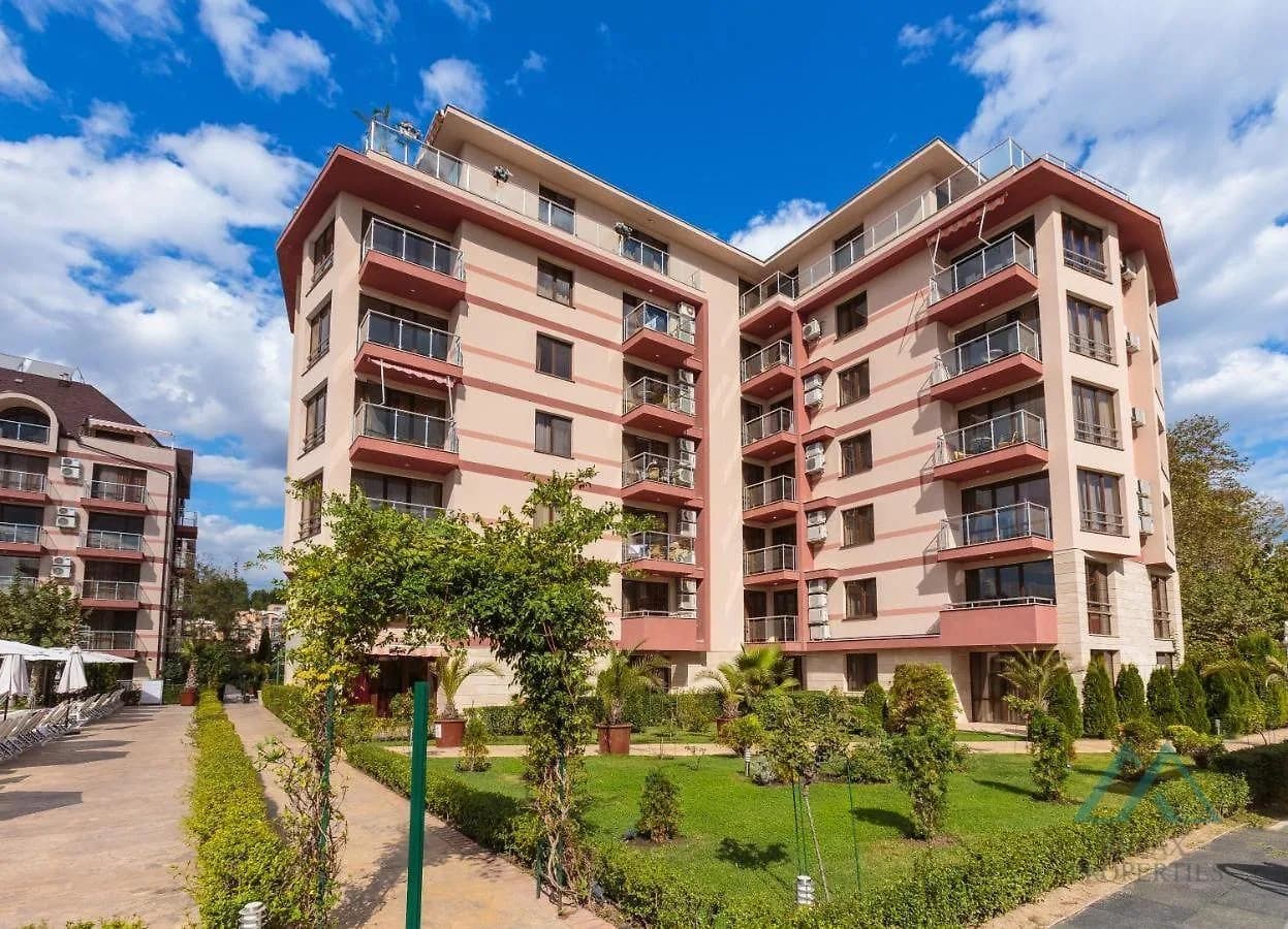 Priestranný apartmán s výhľadom na bazén, Tarsis Club & SPA, 700m od mora, Slnečné pobrežie - 2