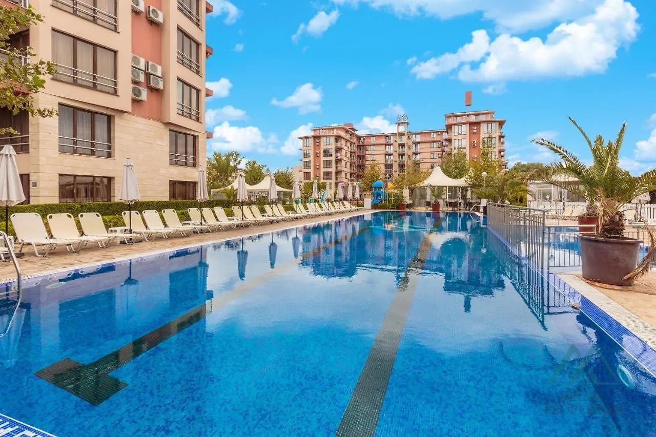 Priestranný apartmán s výhľadom na bazén, Tarsis Club & SPA, 700m od mora, Slnečné pobrežie - 4