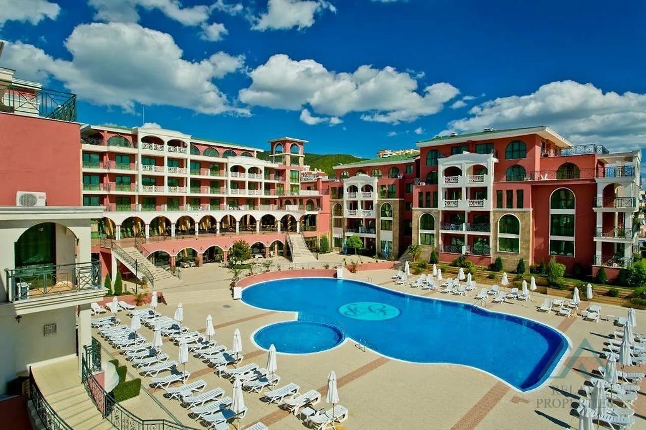 2 izbový apartmán len 300m od pláže, St. George Palace, Sveti Vlas, Bulharsko - 1