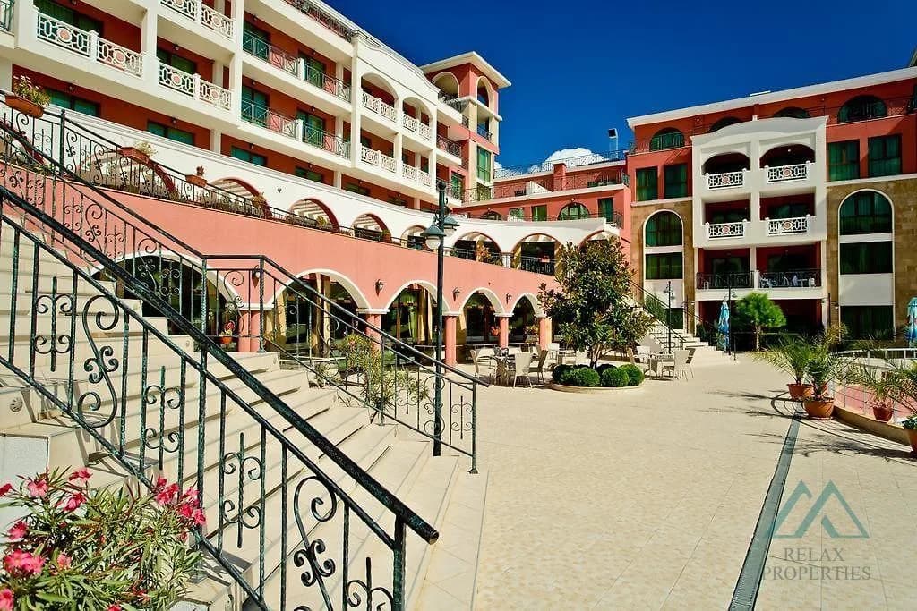 2 izbový apartmán len 300m od pláže, St. George Palace, Sveti Vlas, Bulharsko - 3