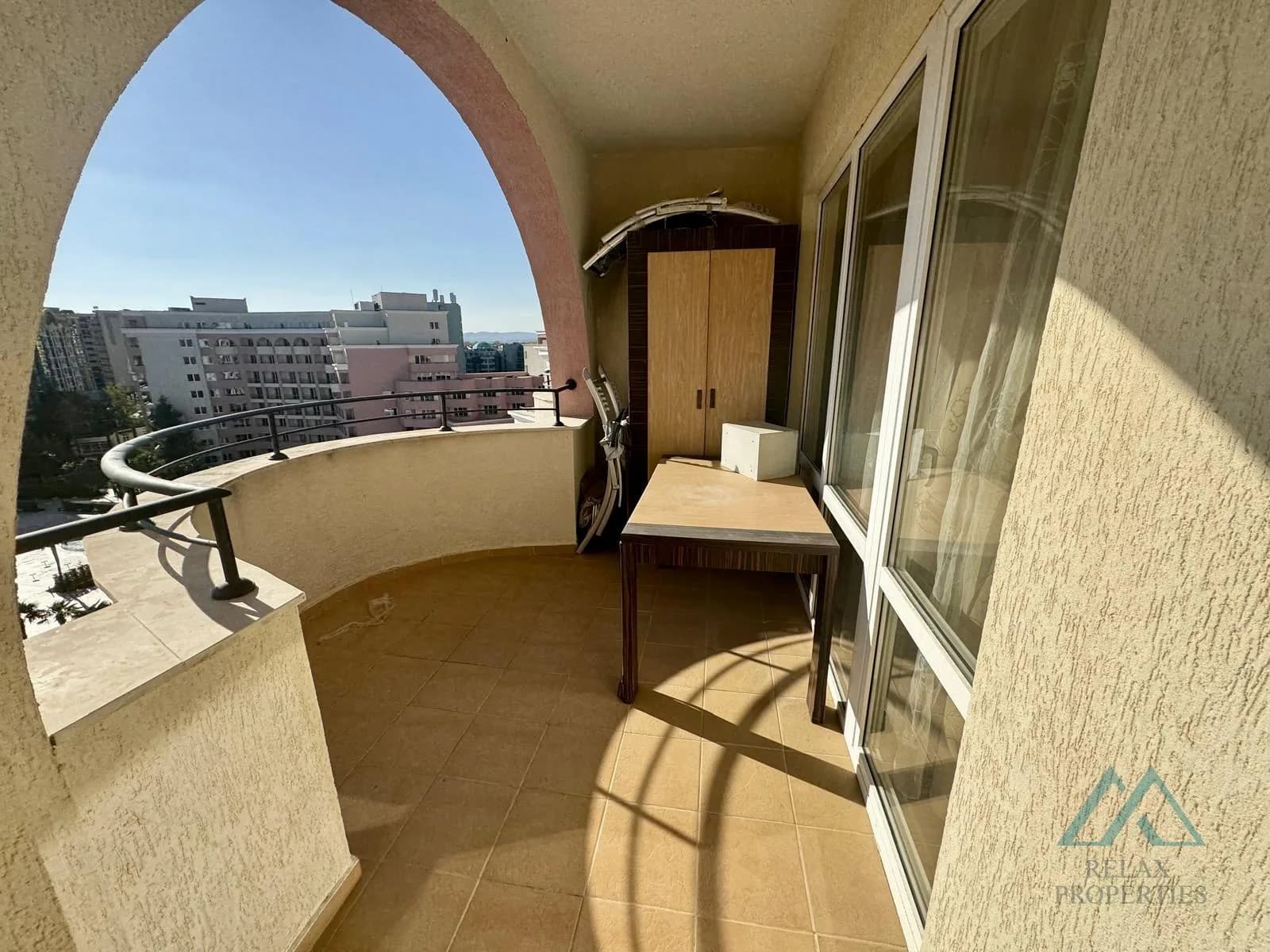 Luxusný 2-izbový apartmán s nádherným výhľadom na more, DIT Majestic Beach Resort, prvá línia, Slnečné pobrežie - 2