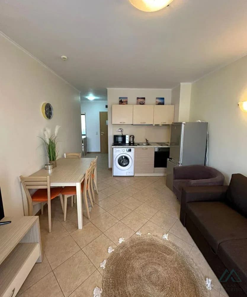 2-izbový apartmán 55 m² v prestížnom komplexe Royal Sun na Slnečnom pobreží, 300m od mora - 5