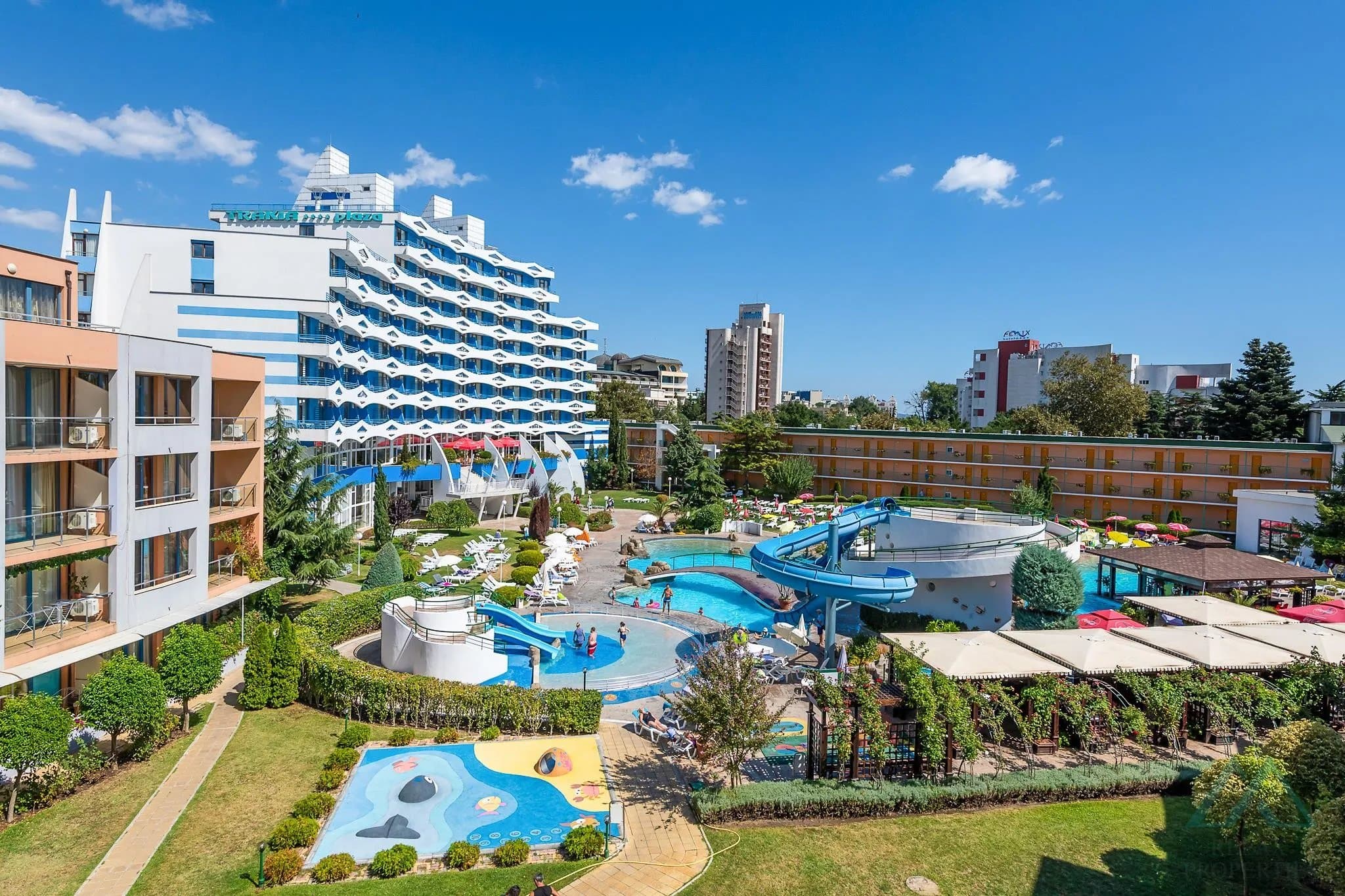 2 izbový apartmán v Trakia Plaza, prvá línia, Slnečné pobrežie - 1