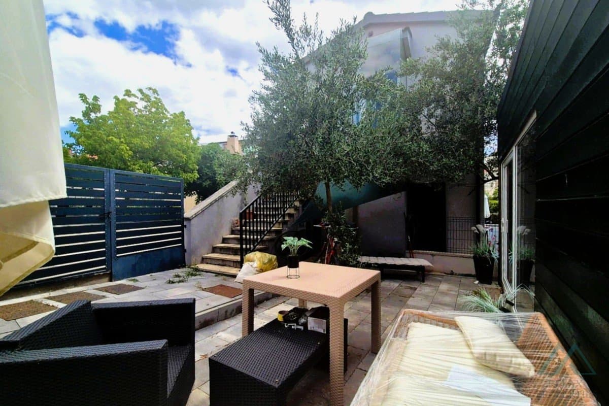 Novostavba domu s 2 apartmánmi, záhradou a parkovaním, Kaštel Lukšić – Dalmácia - 5