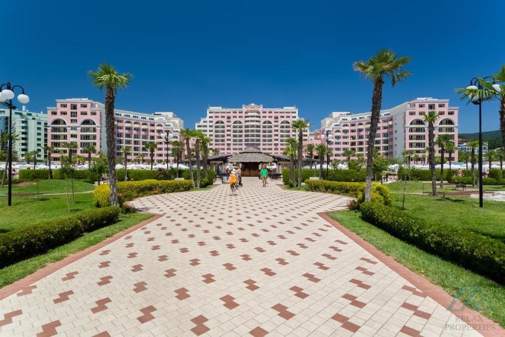 Prvá línia! Štúdiový apartmán v 4★ rezorte DIT Majestic, s nájomnou zmluvou, Slnečné pobrežie, Bulharsko - 1