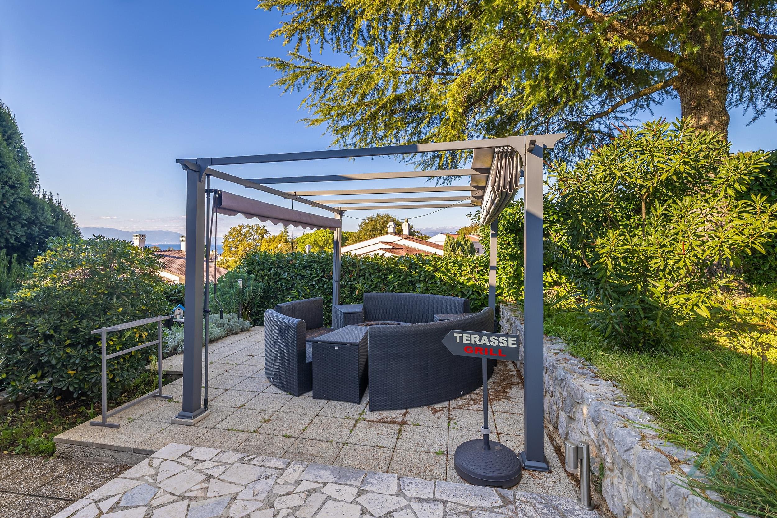 Dom s výhľadom na more a záhradou, 400m od mora, Njivice, ostrov Krk - 5