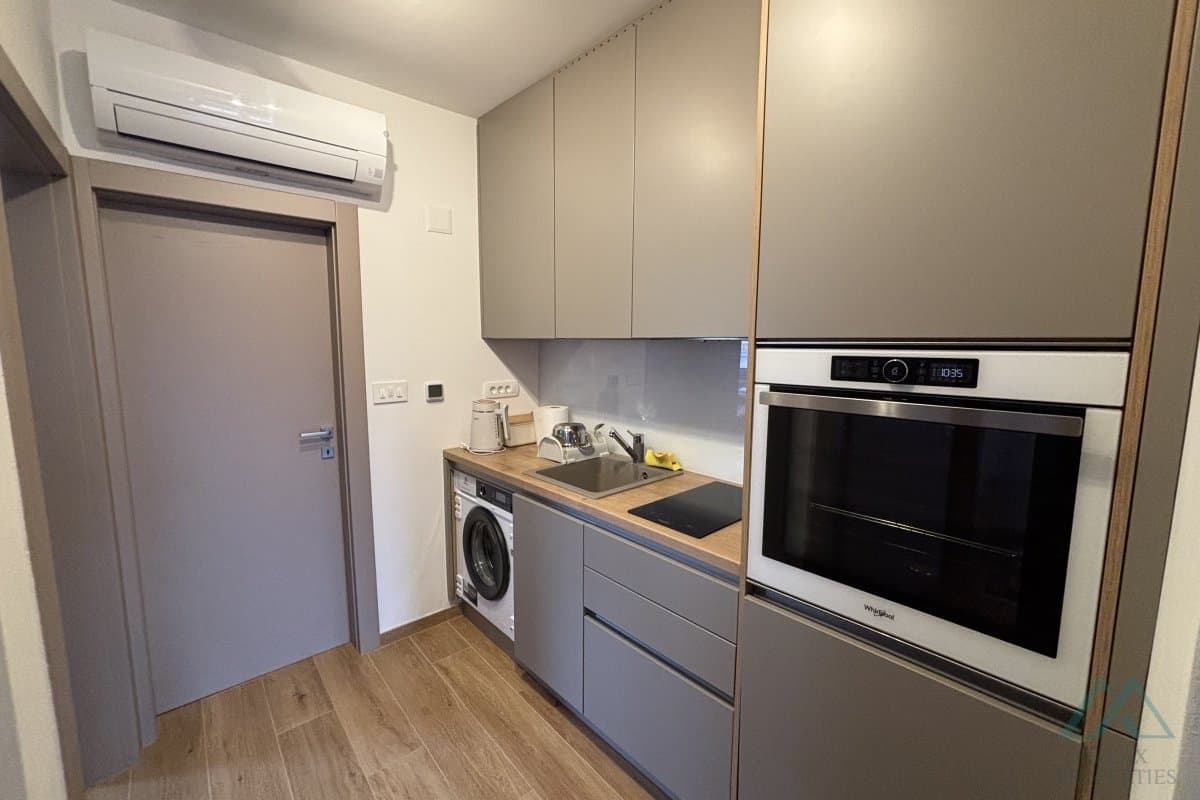 3-izbový apartmán s moderným zariadením – Čiovo, Okrug Gornji, len 120 m od mora - 5