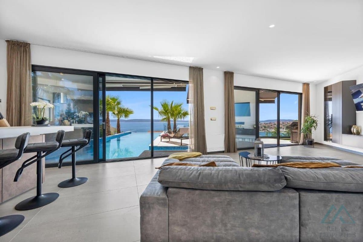 Luxusná vila s bazénom a otvoreným výhľadom na more – Čiovo, Dalmácia - 3