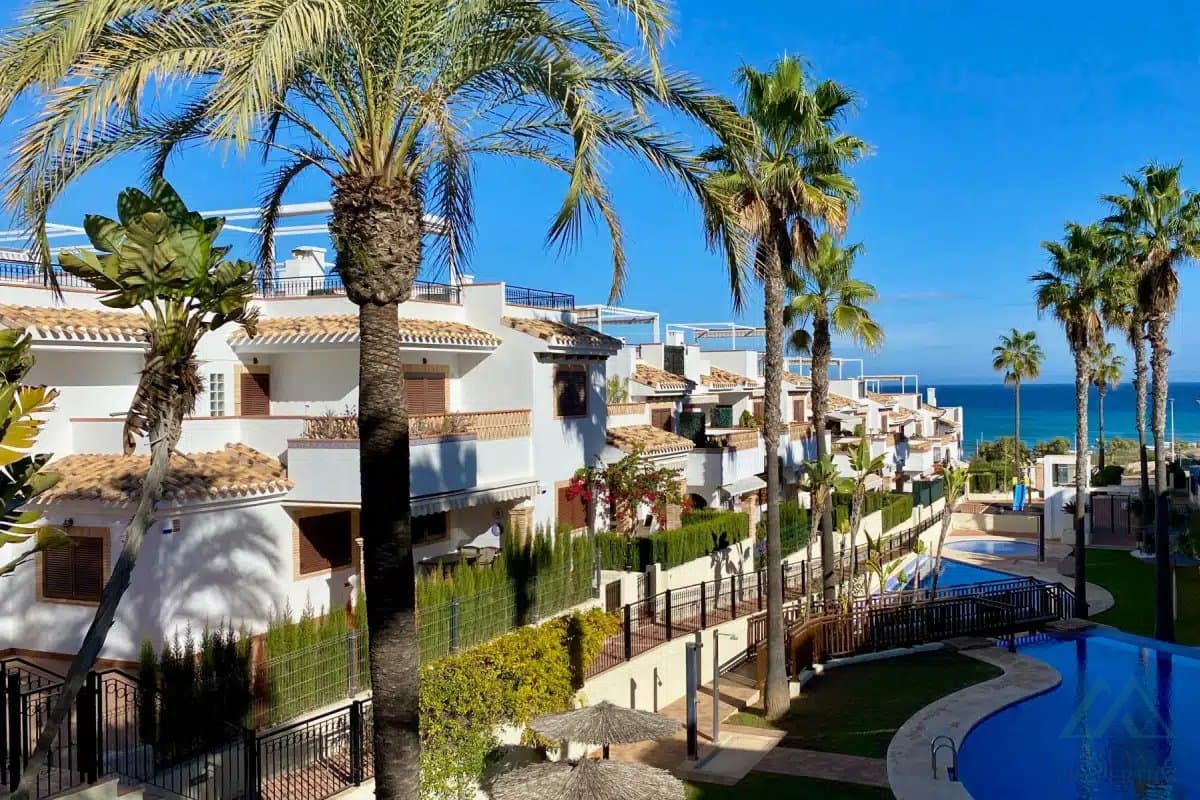 3-izbový apartmán na najvyššom poschodí, s panoramatickým výhľadom na more, 74 m², v Azul Beach, La Mata, exkluzívna ponuka - 3