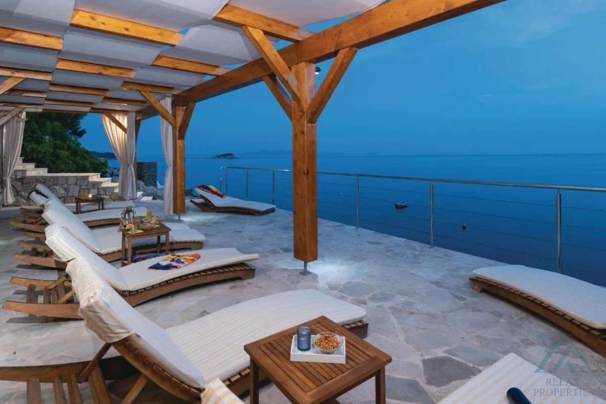 Luxusná vila priamo pri mori s bazénom – ostrov Korčula, prvá línia, Chorvátsko - 4