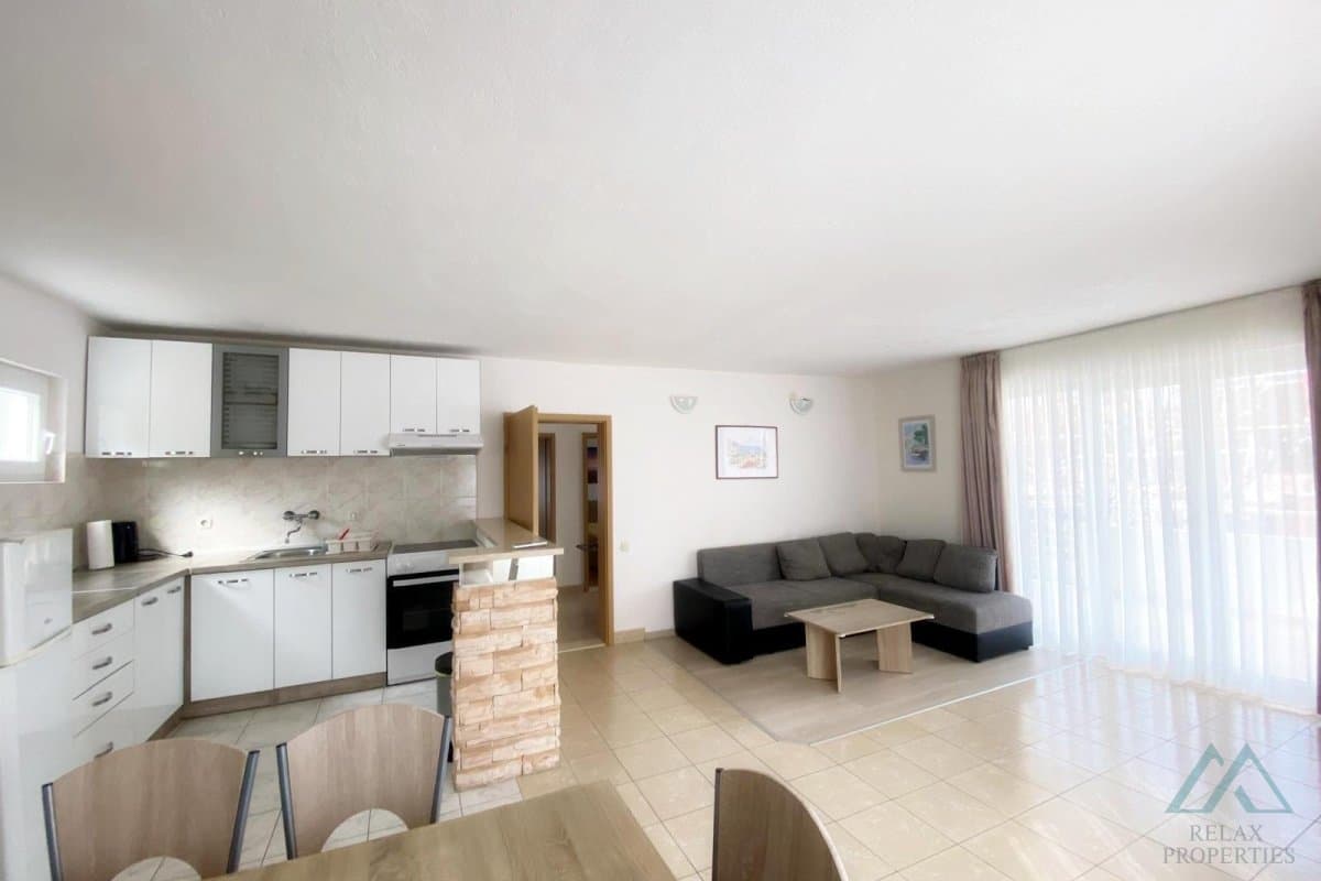 Samostatne stojaci dom blízko mora s dvoma apartmánmi – ostrov Čiovo, Slatine, investičná príležitosť - 4