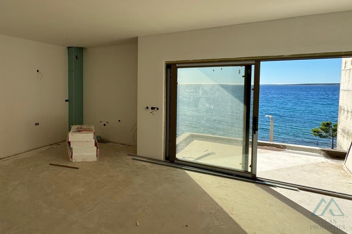 Moderný 2-izbový apartmán s výhľadom na more – novostavba, 1. línia, ostrov Pag, Chorvátsko - 4