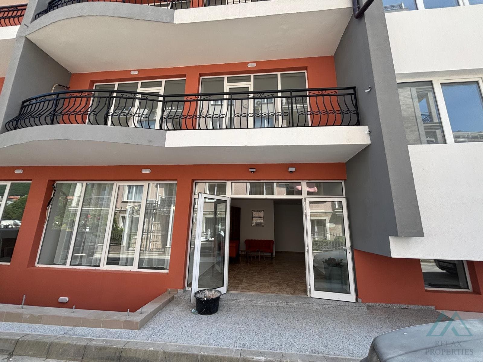 Novostavba 2-izbový apartmán 70 m² s terasou, Villa Venezia, Sveti Vlas, 450 m od pláže - 2