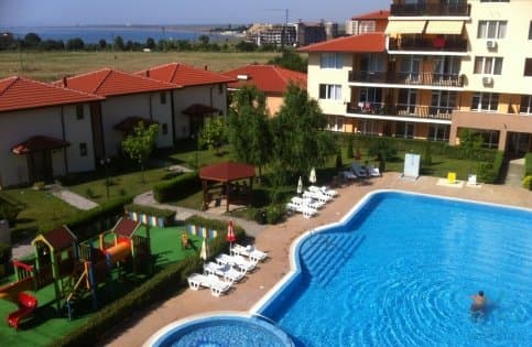 2-izbový apartmán s výhľadom na bazén – Chateau Aheloy 1, Aheloy, 500 m od pláže - 1