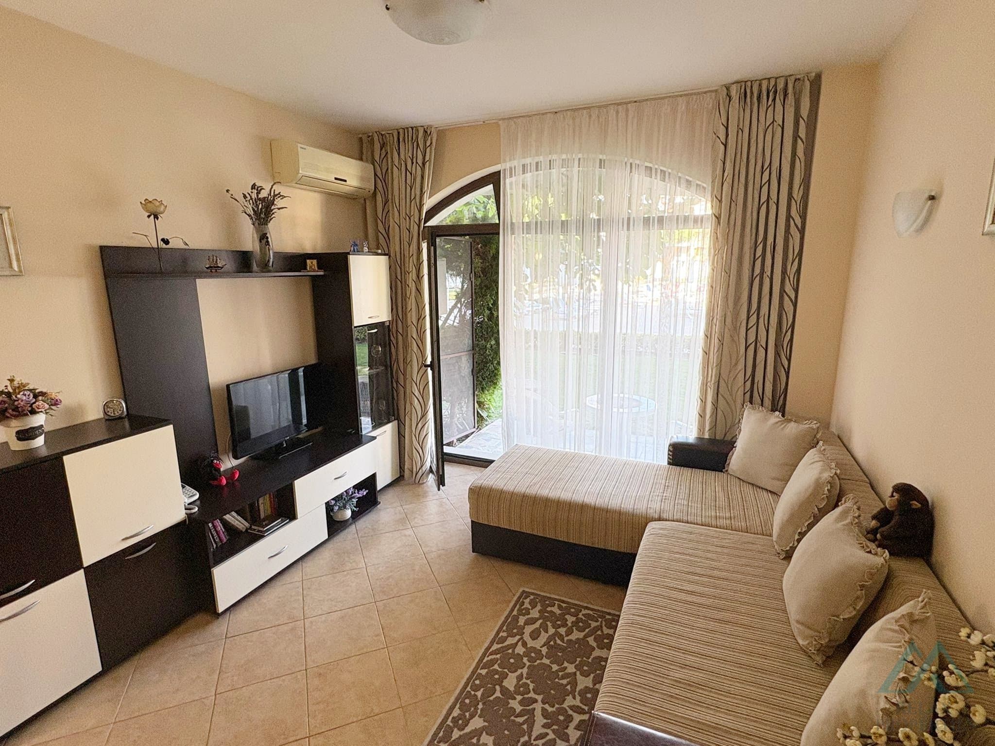 2 izbový apartmán v komplexe Royal Sun na Slnečnom pobreží, 300m od pláže - 4