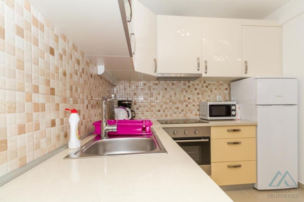 Apartmánový dom na predaj, len 100m od mora, Vodice, Chorvátsko - 5