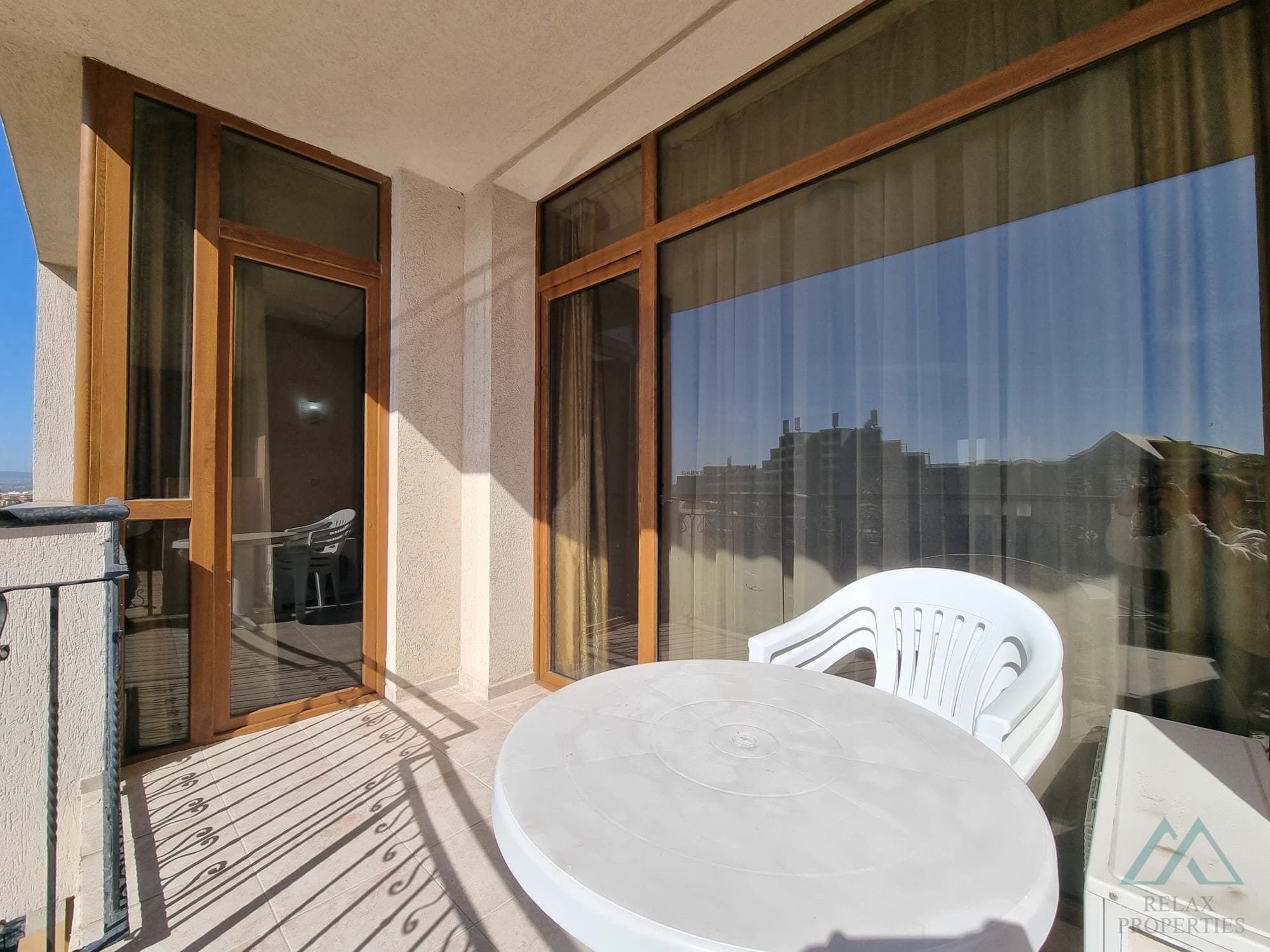 2-izbový apartmán s výhľadom na bazén, 200 m od pláže – Poseidon, Slnečné pobrežie - 2