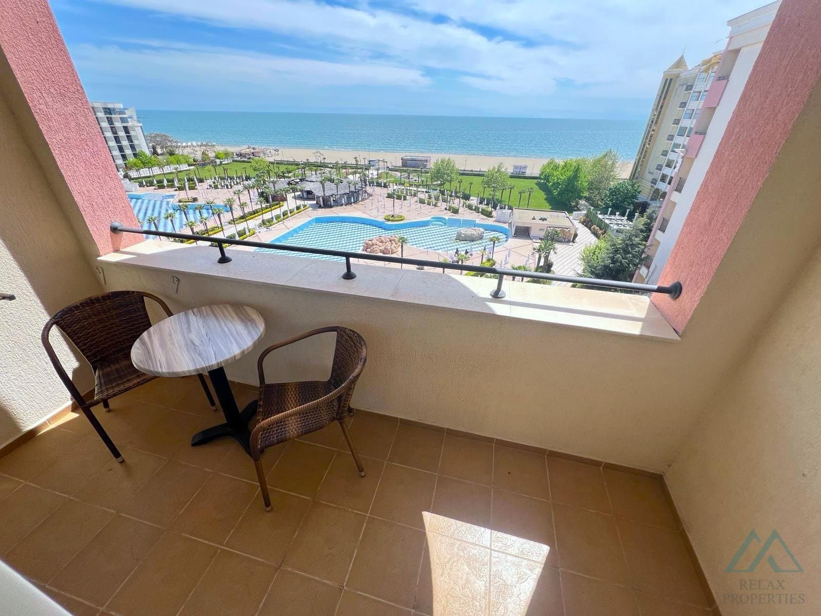 2 izbový apartmán s výhľadom na more, prvá línia, 4* DIT Majestic Beach Resort, Slnečné pobrežie - 1
