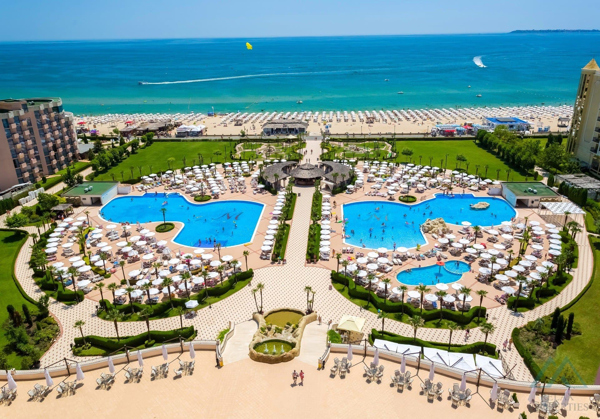 2-izbový apartmán v prvej línii, 4* Majestic Beach Resort, Slnečné pobrežie - 2