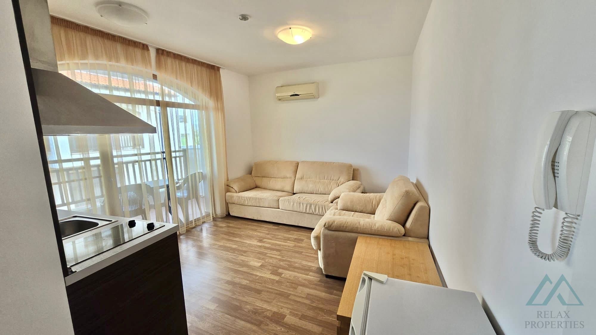 Svetlý 2- izbový apartmán s výhľadom na bazén, 4* Vineyards SPA Resort, Aheloy - 5
