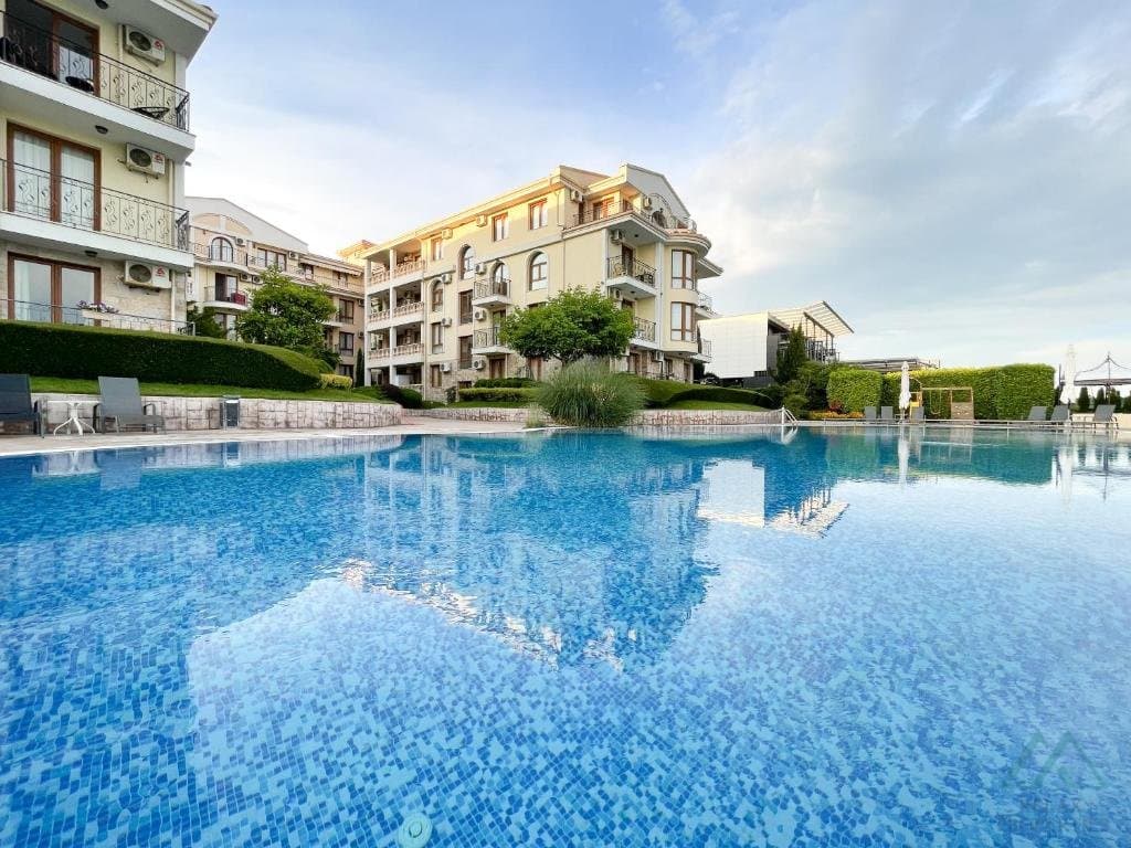 Krásny štúdiový apartmán v prvej línii pri mori, luxusný komplex Royal Bay, Sveti Vlas, Bulharsko - 5