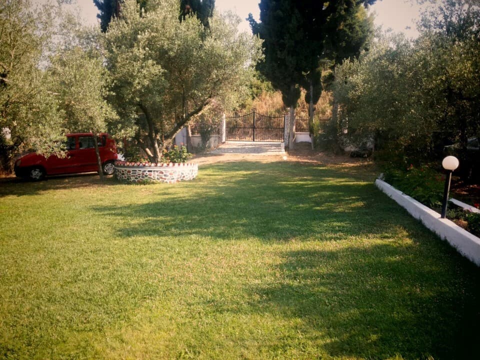 Rodinný dom 110 m² na veľkom pozemku len 120 m od mora – Nikiti, Sithonia, Chalkidiki - 3