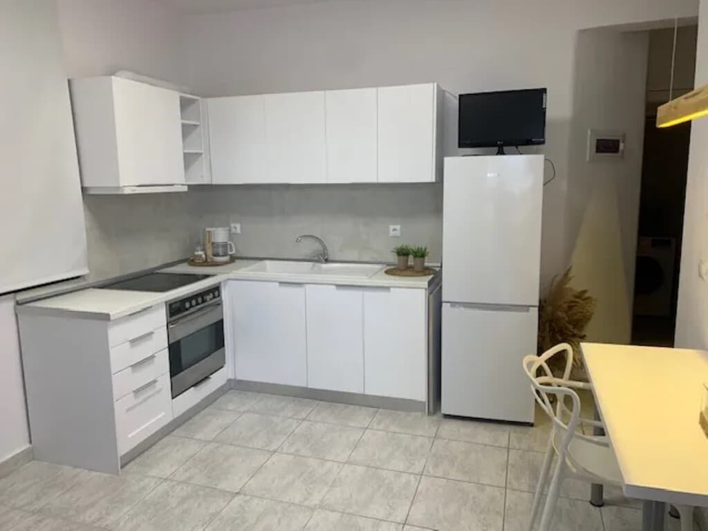 Útulný apartmán po rekonštrukcii v obľúbenom letovisku Poseidi, Chalkidiki - 5