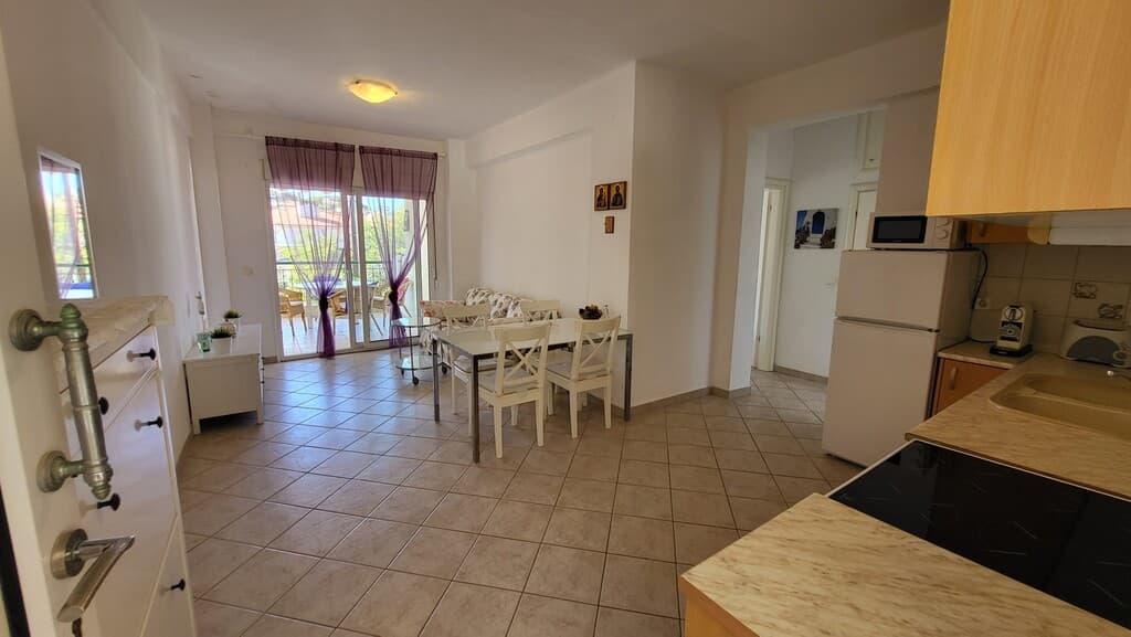 Praktický 3-izbový apartmán v obľúbenom Pefkochori, Chalkidiki - 1